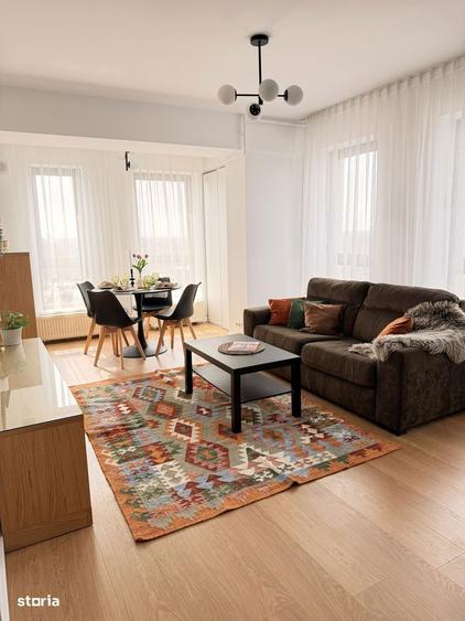 Inchiriez apartament 2 camere zona Carrefour Colloseum Sector 1 - 8