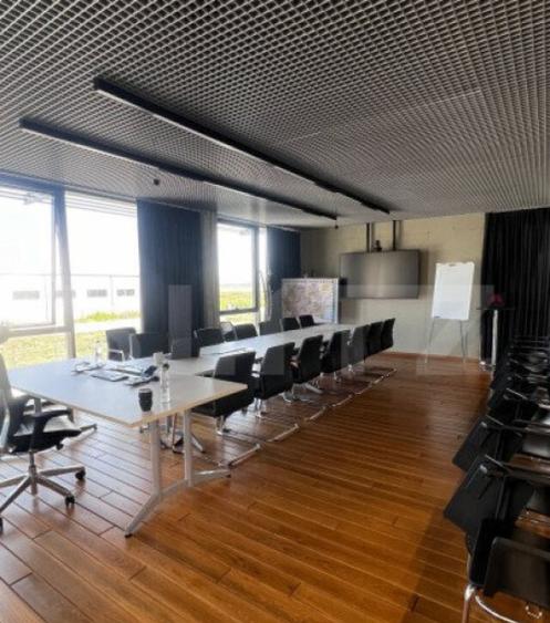 Hala cu pod rulant, cladire admininstrativa. Top! - 4