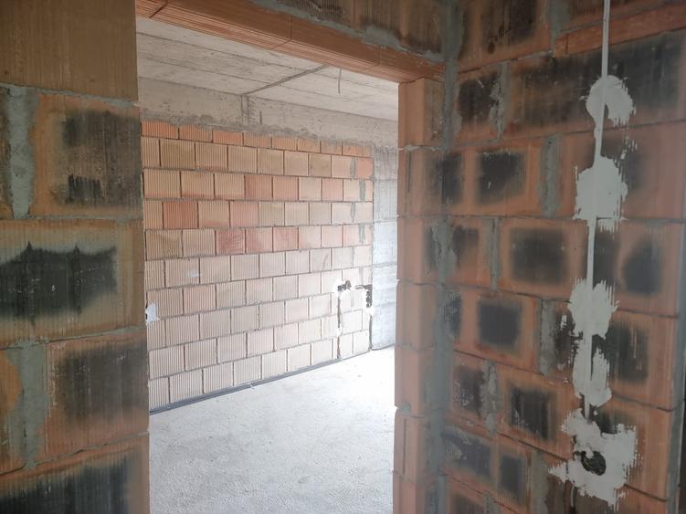 Apartament 2 camere 43 mp, balcon, lift, parcare | Comision 0% - 7