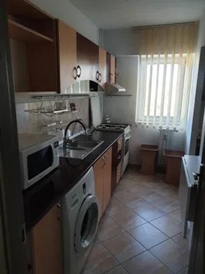 Apartament cu 2 camere, etajul 4/10, zona Alexandru Cel Bun - 3