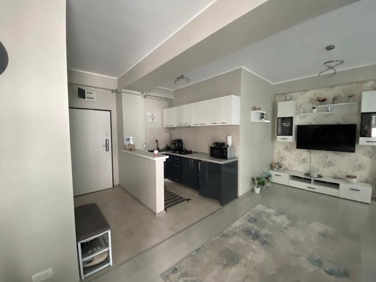 Apartament cu 2 camere semidecomandat în Nord