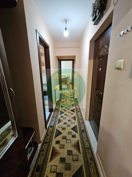 Apartament cu 2 camere decomandat în Est