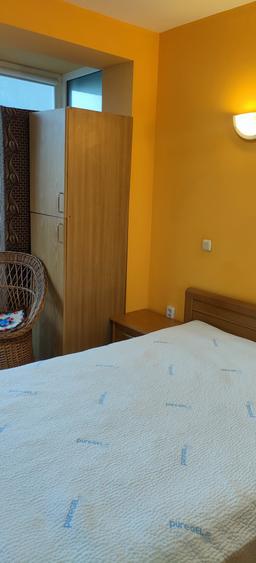 Apartament cu 3 camere semidecomandat în Basarab