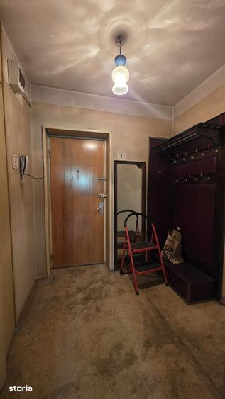Apartament cu 2 camere decomandat în Gara de Nord
