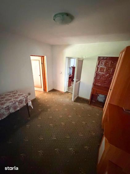 Casă cu 3 camere cu Teren 600 Mp în Central