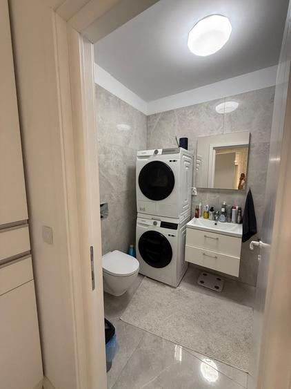 Apartament cu 3 camere decomandat în Vest