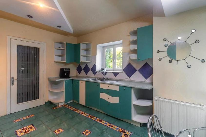 Casă cu 2 camere cu Teren 607 Mp în Central
