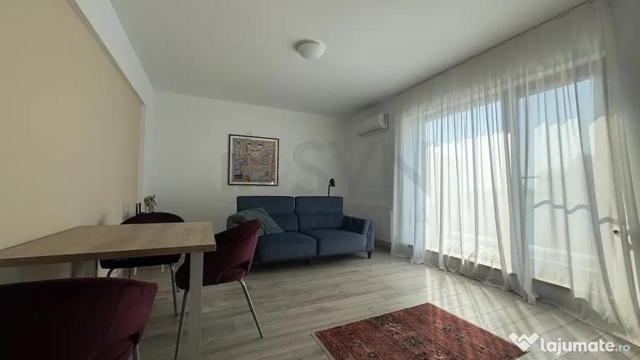 Apartament cu 3 camere decomandat în Sisești