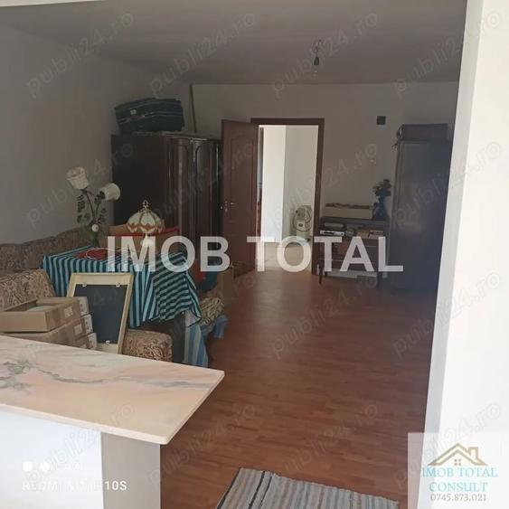 Casă cu 6 camere în Central