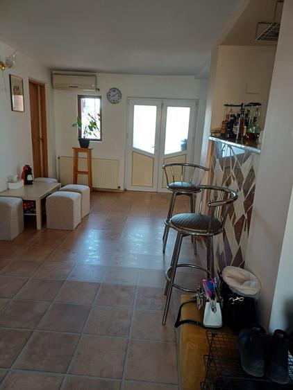 Casă cu 4 camere cu Teren 400 Mp în Exterior Vest