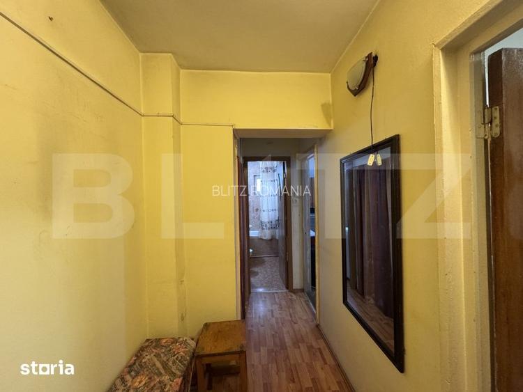 Apartament 2 camere, 55 mp, decomandat, zona Traian
