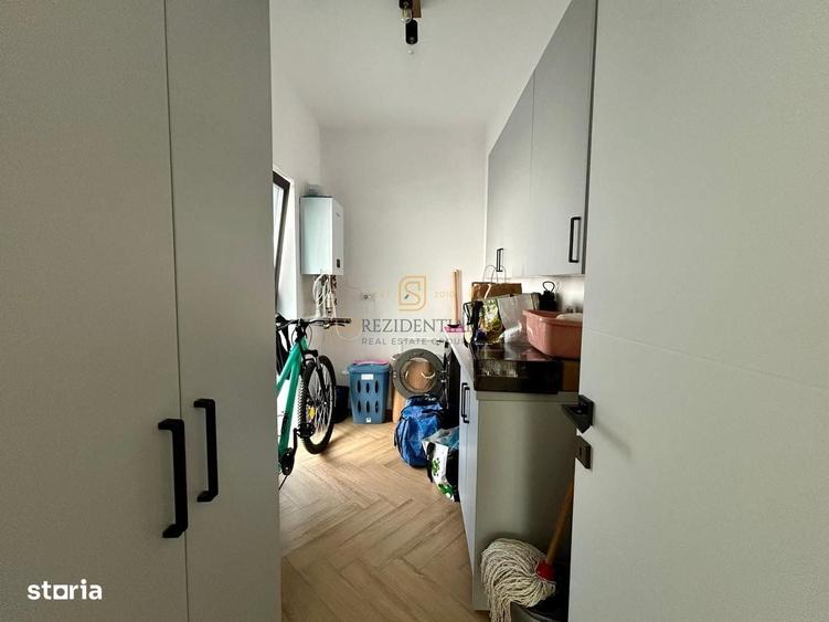 Casă cu 4 camere în Berceni