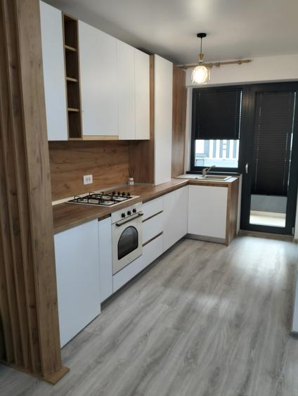 Apartament cu 2 camere decomandat în Micro 17