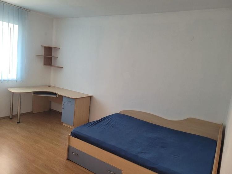 Apartament cu 2 camere decomandat în Dosu Bricii