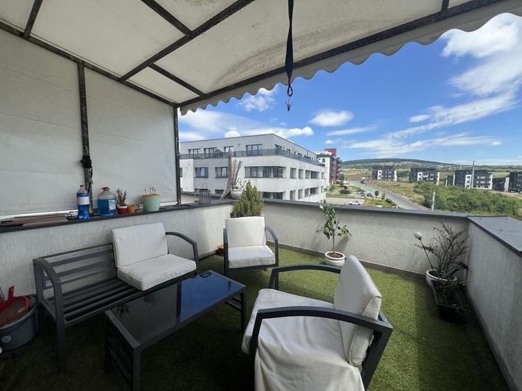 Apartament cu 2 camere nedecomandat în Baciu