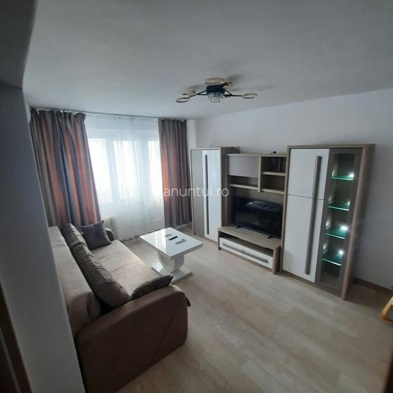 Obor, Colentina, Teiul Doamnei langa Sectia 7 Politie Obor, Colentina, Teiul Doamnei langa Sectia 7 Politie