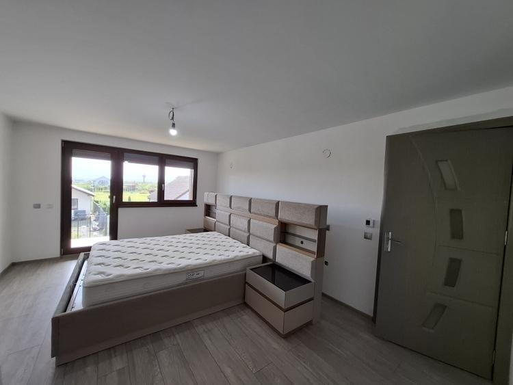 Casa individuala – Cristian, Sibiu | 6 camere | 270 m² utili | Teren 800 m² - 9