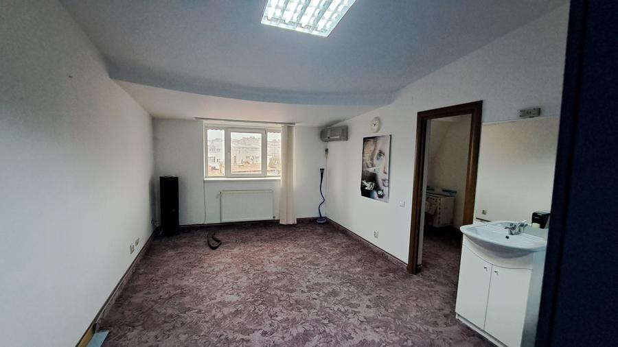 BUSINESS LA CHEIE IN VILA RENOVATA - CLINICA STOMATOLOGICA - 50