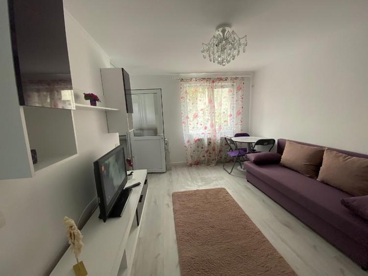 Vând garsonieră zona Tomis Nord - 1