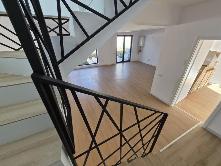 Vila Individuala 5 camere, dormitor parter LA CHEIE! - 20