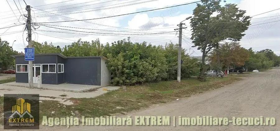 Teren intravilan de 711 mp in Tecuci, in zona 8 col?uri, deschidere 32mp - 3