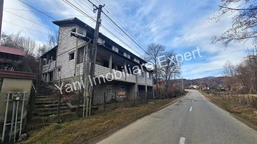 Cladire, pretabila infiin?are pensiune, de vanzare in comuna Bradule?, sat Bradetu, jude? Arge?. - 4