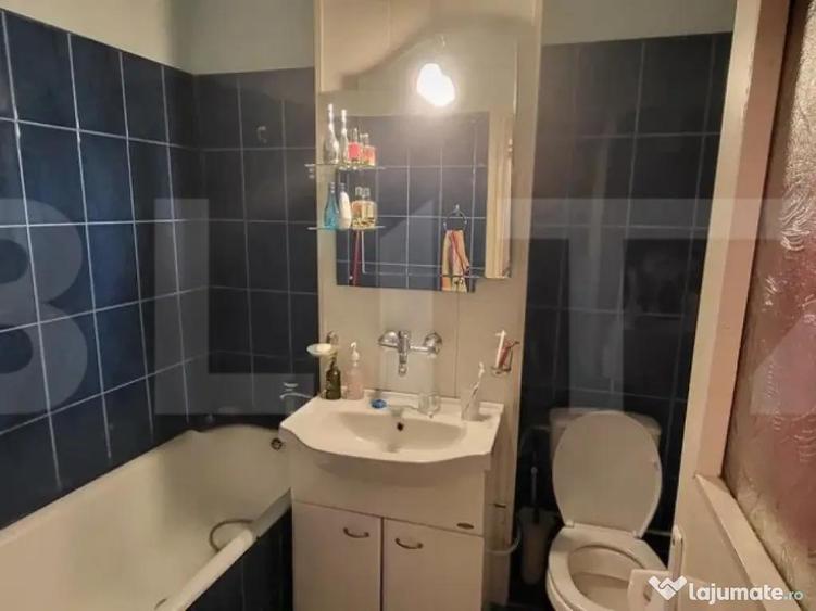 Apartament 3 camere, 72 mp, zona Reghin - 1