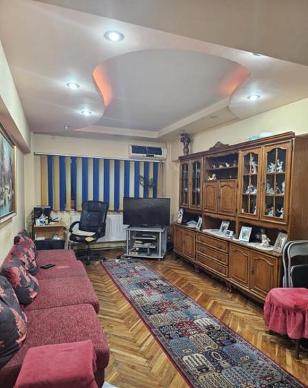 Apartament 3 camere de vanzare Capitol, Constanta - 1