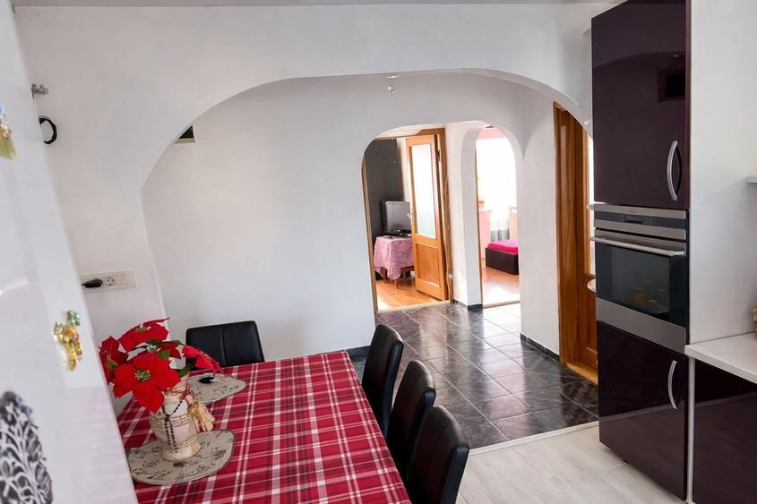 Vand apartament 4 camere 2 bai cartierul Noua - 5