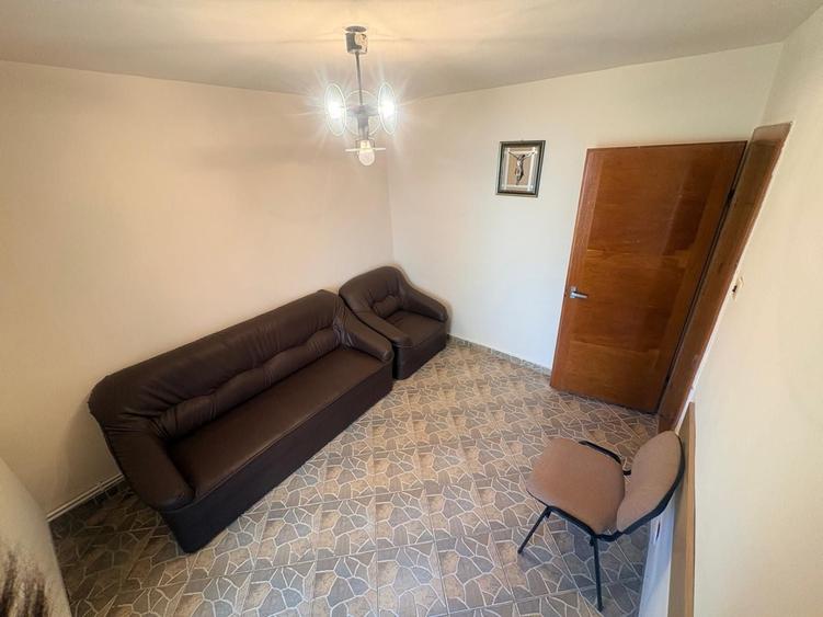 Calarasi, strada Flacara, inchiriere ap 2 camere pretabil birou - 4