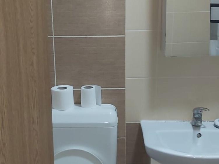 APARATORII  PATRIEI  ,BLOC  NOU , 2 CAMERE  INCHIRIERE - 10