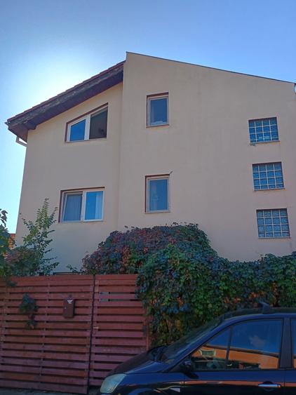 Vânzare vila  P+1E+ M – 4 dormitoare | 3 băi | living spațios | curte proprie - 13