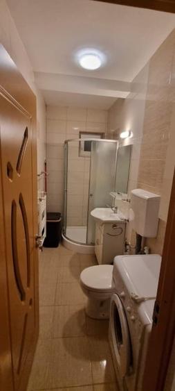 Apartament cu 2 camere semidecomandat în Girocului