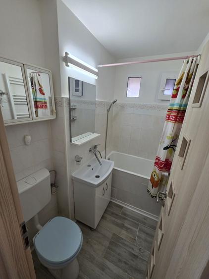 Vand garsoniera decomandata langa piata astra - 6