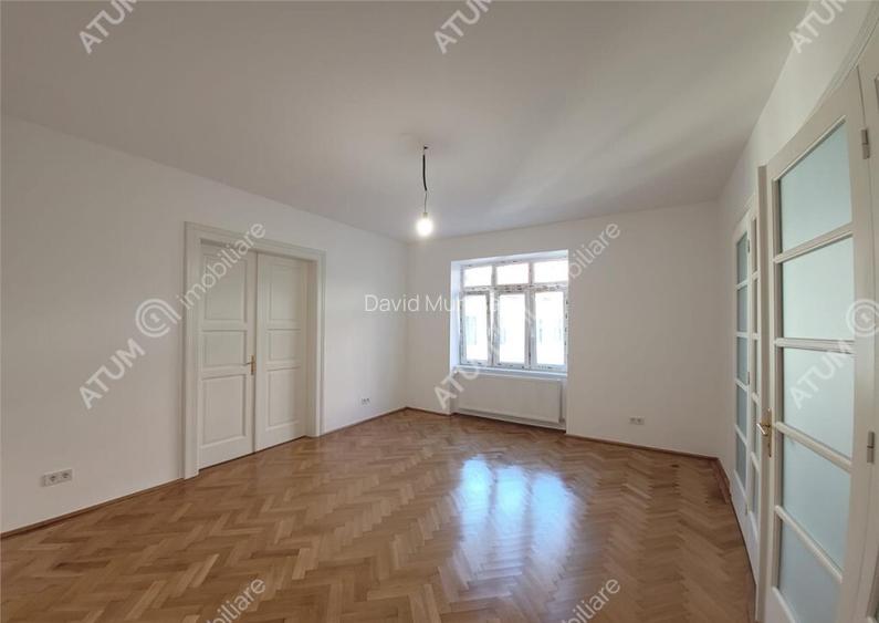 Spatiu de birouri cu 4 camere si 3 bai in zona centrala din Spatiu de birouri cu 4 camere si 3 bai in zona centrala din