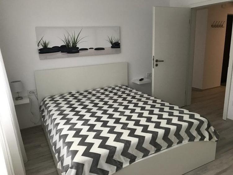 Apartament 3 camere zona PALAS / 3 rooms PALAS - 2