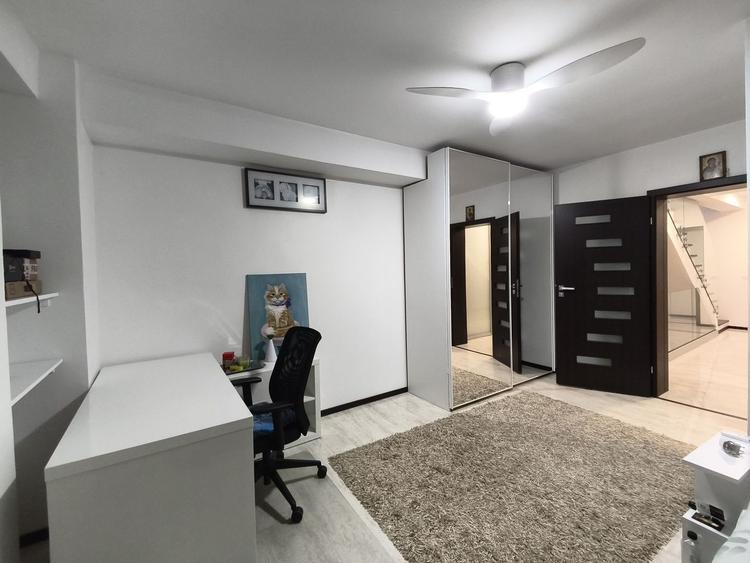 Casa 2016 Tomis 1, curte libera 80 mp pt. 2 mașini+grătar, pergola el. - 12