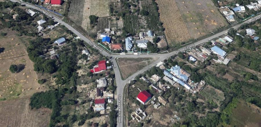 Miroslava teren 980mp intravilan cu casa batraneasca si utilitati - 1