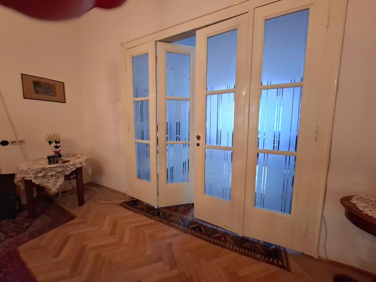 Langa Primaria Timisoara,  cu terasa si curte - 9