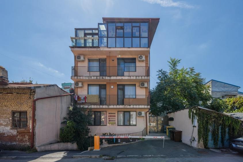 Primaria S1 - Apartament - loc de parcare suprateran - acces dublu - 16