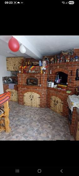 De vanzare casa cu etaj - 3