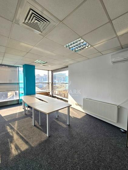 Spatiu Birouri - Zona Centrala - Suprafete de 135 mp - 9