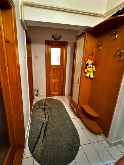 Apartament 3 camere-Zona Sud - etaj 2/4 - 47mp - 2