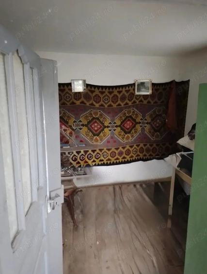 Casa de vanzare in Ioc.Lihulesti,com.Berlesti,jud.Gorj detalii la telefon zero - 5