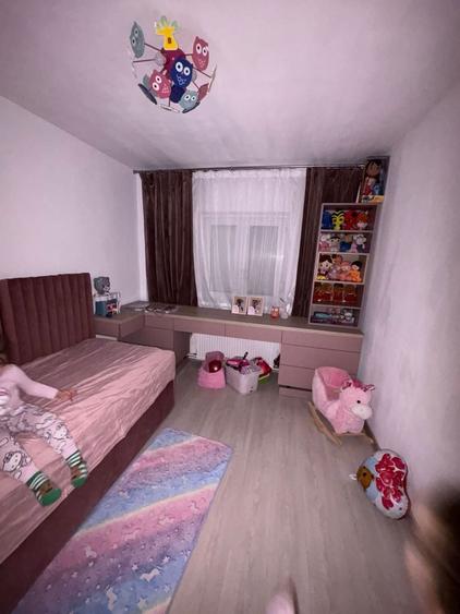 Schimb apartament 4 camere, 100 mp, renovat complet + boxa 50 mp, cu casa - 6