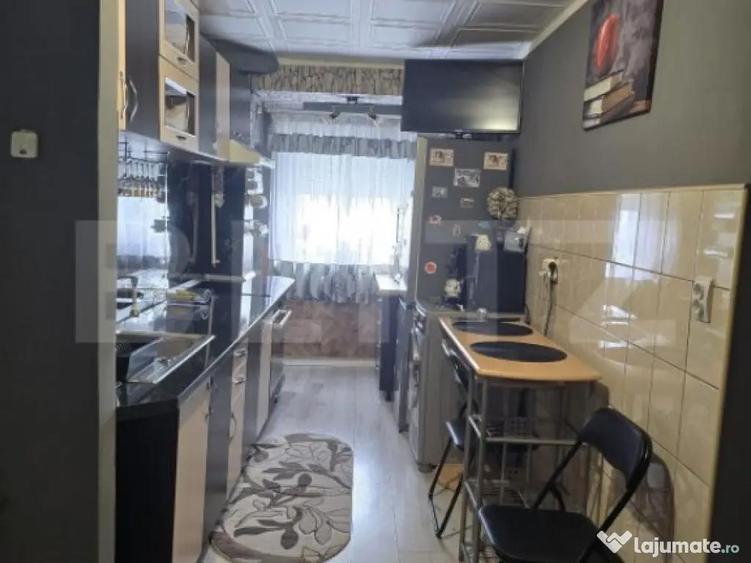 Apartament de vanzare, cu 3 camere, 81.,6 mp, zona Closca - 4