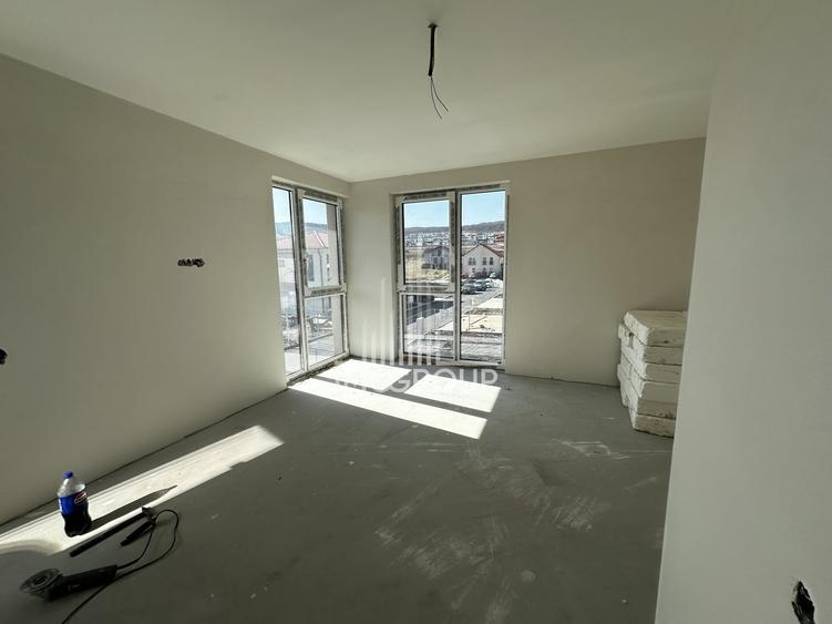 Duplex de vanzare 5 camere | 3 bai | 350mp teren plan | Chinteni | zona Profi - 4