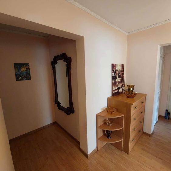 Vand apartament 2 camere in Mazepa la BR-uri etajul 1 - 6