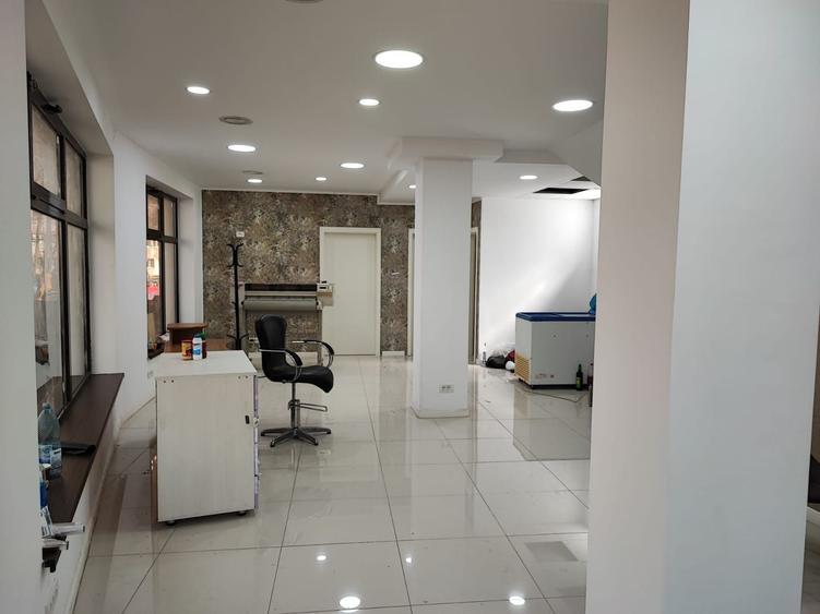 Cladire birouri D+P+E+M in zona Titan - 1