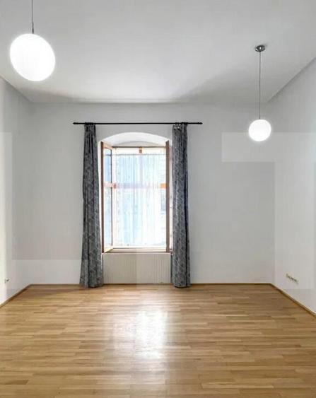 Apartament de vanzare, cu 1 camera, 40 mp, zona Unirii - 2